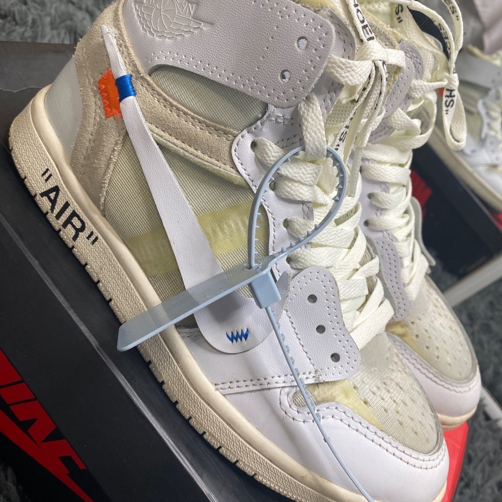 Off-White Jordan 1s